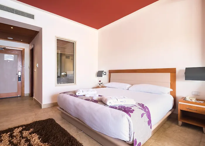 Resort Barcelo Tiran 4*
