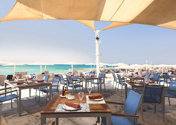 Resort Barcelo Tiran 4*
