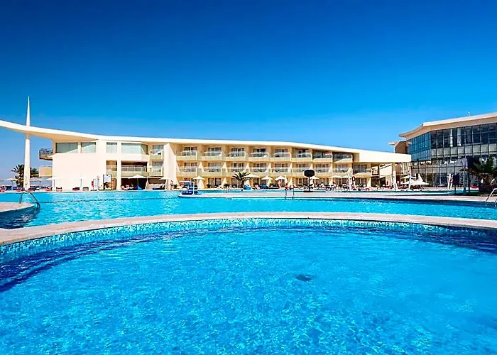 Resort Barcelo Tiran